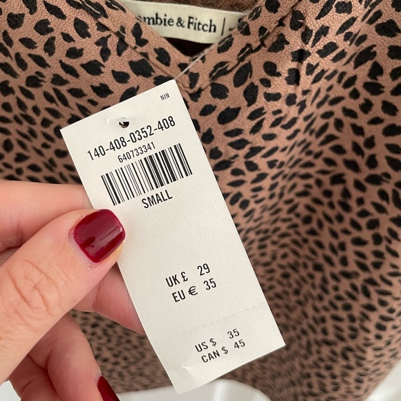 Abercrombie and Fitch printed tank - Picture 6 of 9